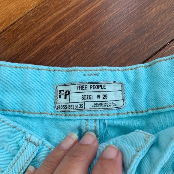 ☀️SOLD☀️ Free People Teal Hem Cutoff Jean Shorts - Picture 4 of 7
